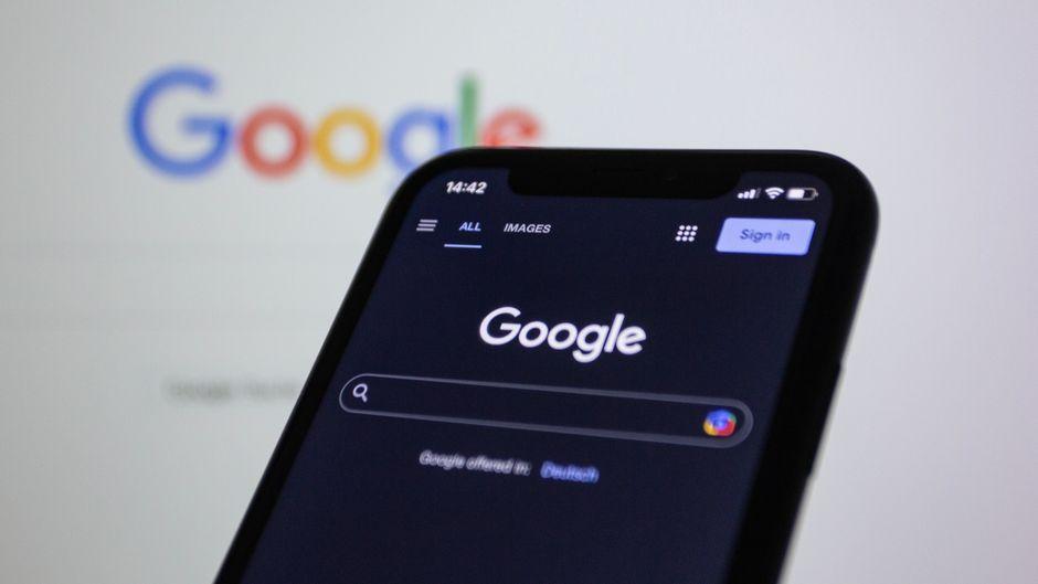 買網址推薦怎麼選？Cloudflare、PChome、GoDaddy 與熱門網域商比較