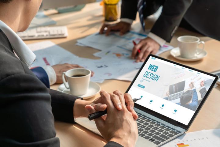 網站架設工具怎麼選？平台 vs 軟體完整比較與推薦清單